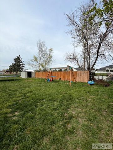 558 Canal, Chubbuck, ID 83202