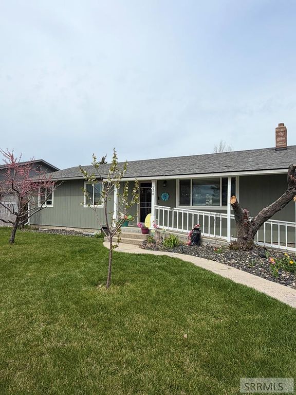 558 Canal, Chubbuck, ID 83202