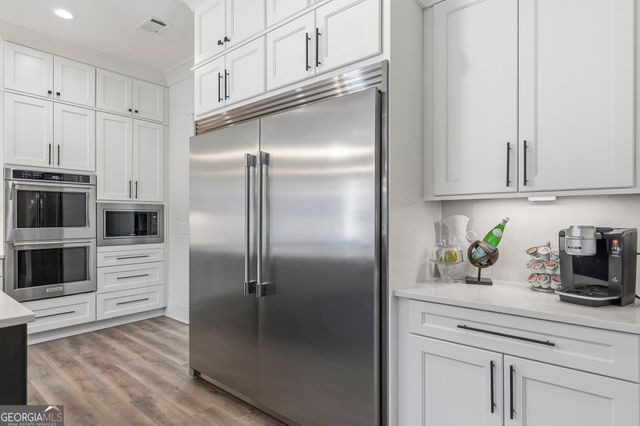 1011 Lake Pointe S, Greensboro, GA 30642