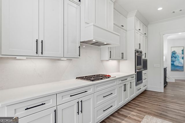 1011 Lake Pointe S, Greensboro, GA 30642