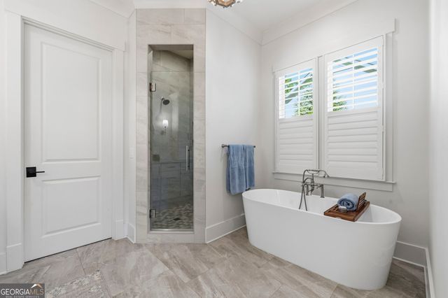 1011 Lake Pointe S, Greensboro, GA 30642