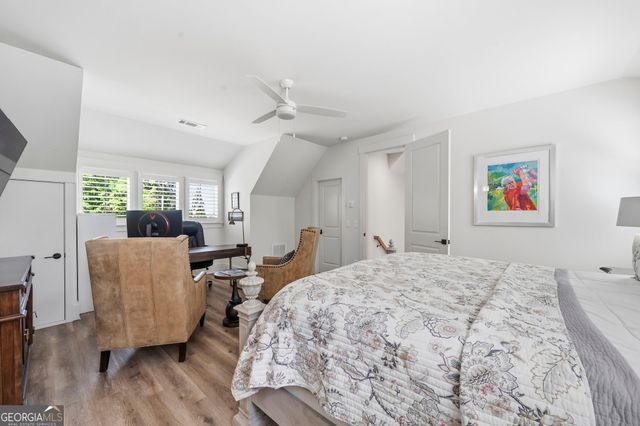 1011 Lake Pointe S, Greensboro, GA 30642