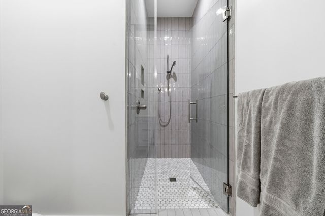 1011 Lake Pointe S, Greensboro, GA 30642