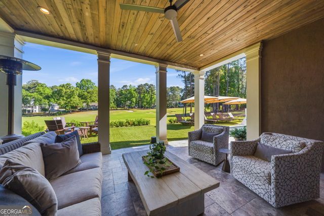 1011 Lake Pointe S, Greensboro, GA 30642