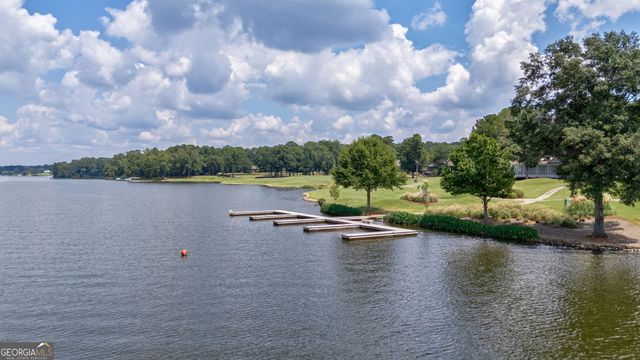 1011 Lake Pointe S, Greensboro, GA 30642