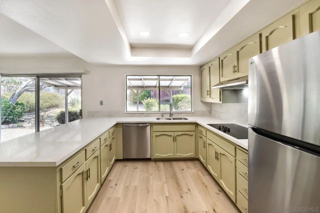 6095 Agee St, San Diego, CA 92122