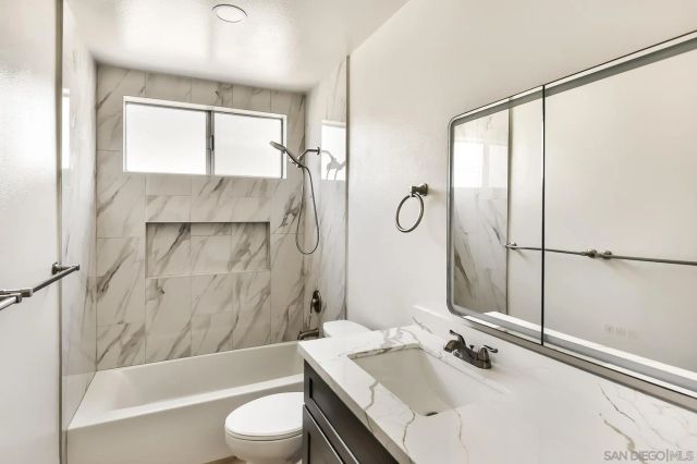 6095 Agee St, San Diego, CA 92122