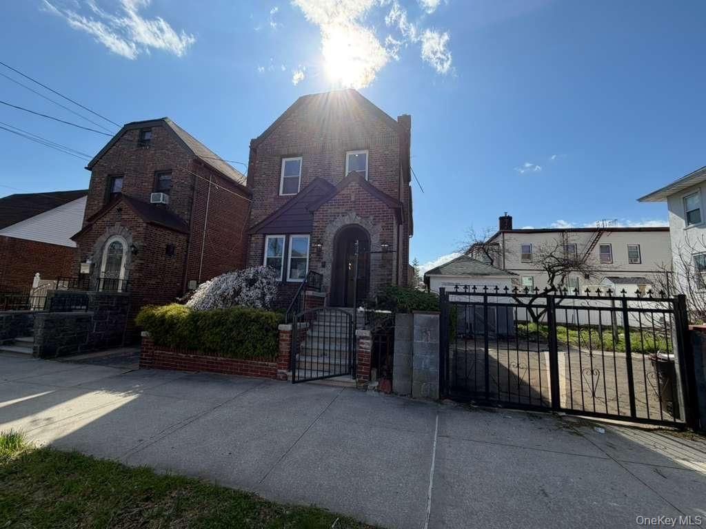 3963 Seton Avenue, Bronx, NY 10466