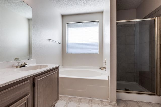 2624 Crystal Falls Drive, Mesquite, TX 75181