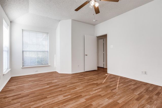 2624 Crystal Falls Drive, Mesquite, TX 75181