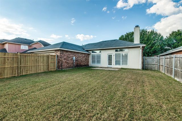 2624 Crystal Falls Drive, Mesquite, TX 75181