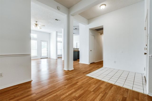 2624 Crystal Falls Drive, Mesquite, TX 75181