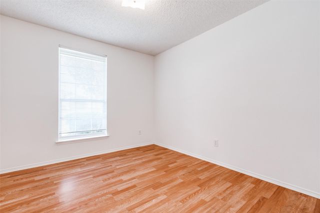 2624 Crystal Falls Drive, Mesquite, TX 75181