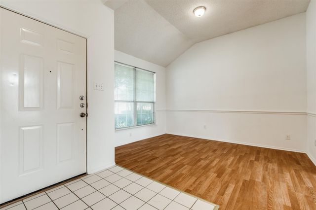 2624 Crystal Falls Drive, Mesquite, TX 75181