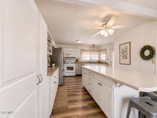 104 Unaka View Road, Johnson City, TN 37601