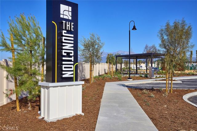 5823 Muir Way, Eastvale, CA 92880