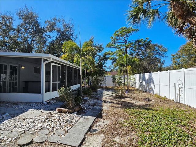 272 LOYOLA ROAD, Venice, FL 34293