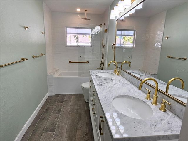 272 LOYOLA ROAD, Venice, FL 34293