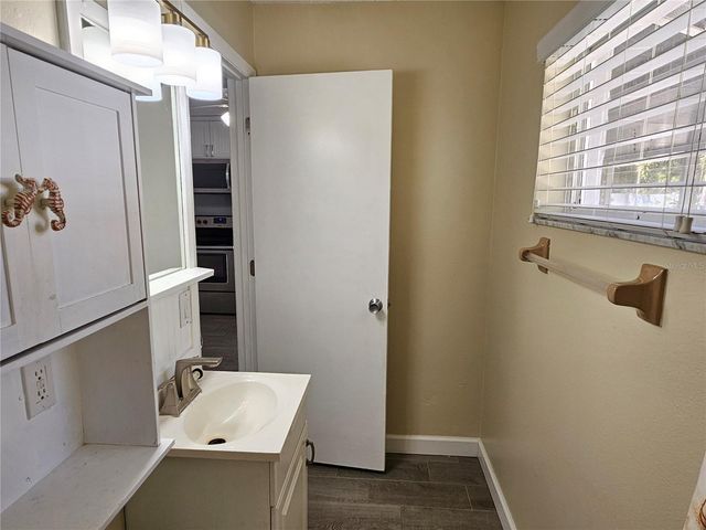 272 LOYOLA ROAD, Venice, FL 34293