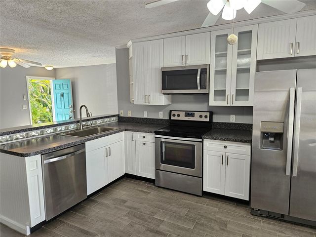 272 LOYOLA ROAD, Venice, FL 34293