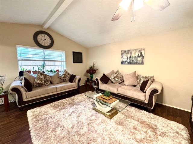 412 Land Grant Drive, Richmond, TX 77406