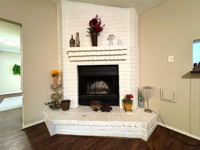 412 Land Grant Drive, Richmond, TX 77406
