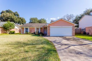 412 Land Grant Drive, Richmond, TX 77406