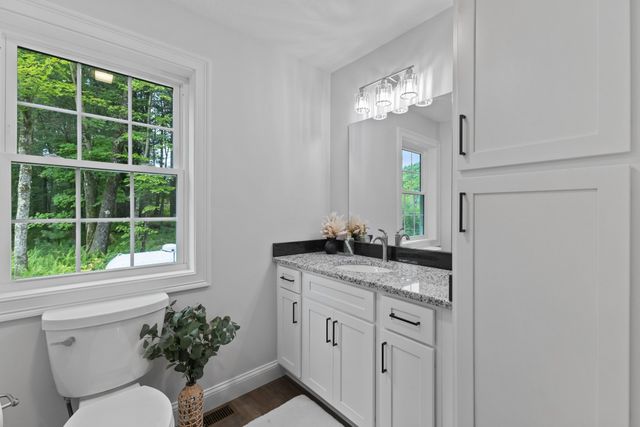 199 Palmer Road, Brimfield, MA 01010