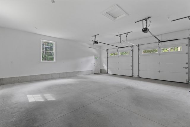 199 Palmer Road, Brimfield, MA 01010