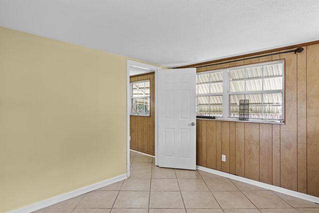 821 SE Solaz Avenue, Port St Lucie, FL 34983