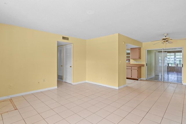 821 SE Solaz Avenue, Port St Lucie, FL 34983