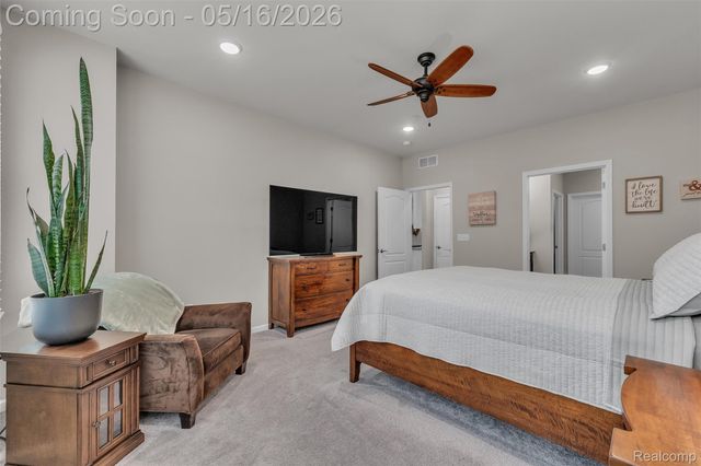 4628 Crestway Drive, Brighton, MI 48116