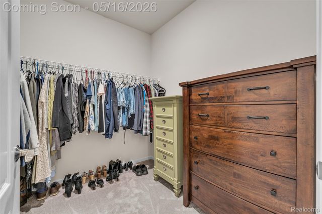 4628 Crestway Drive, Brighton, MI 48116