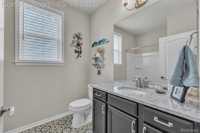 4628 Crestway Drive, Brighton, MI 48116
