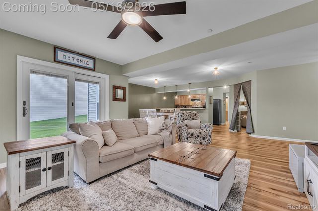 4628 Crestway Drive, Brighton, MI 48116