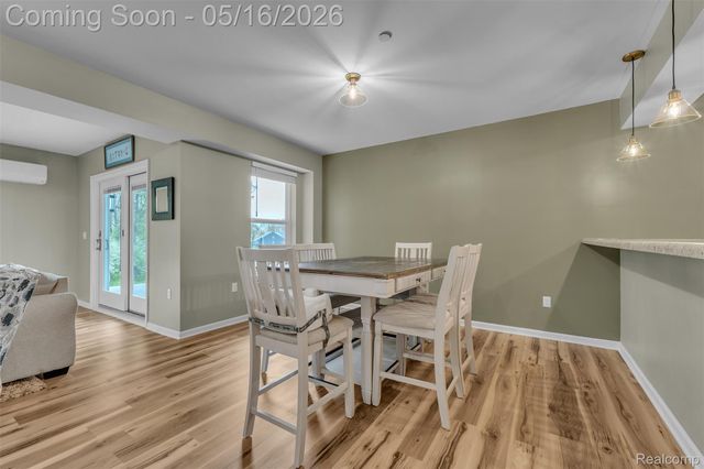 4628 Crestway Drive, Brighton, MI 48116