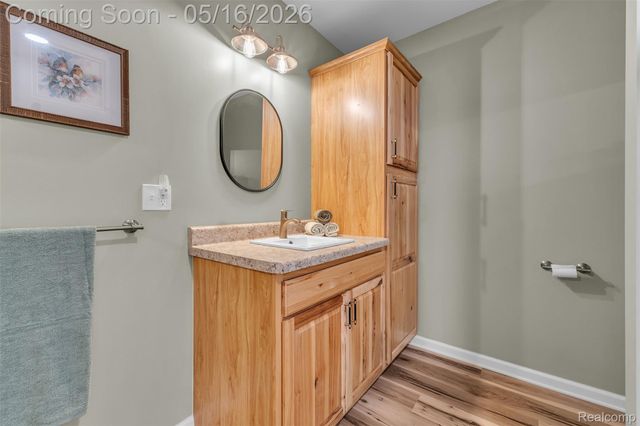 4628 Crestway Drive, Brighton, MI 48116