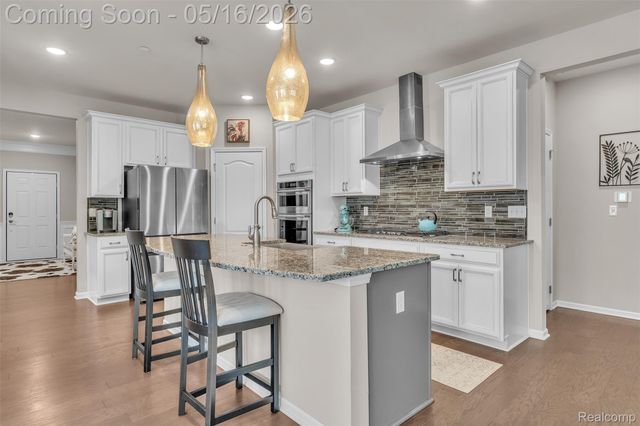 4628 Crestway Drive, Brighton, MI 48116