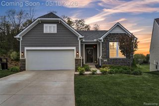 4628 Crestway Drive, Brighton, MI 48116