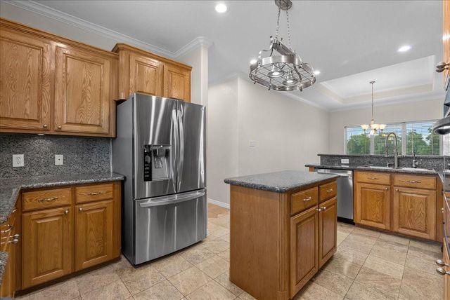 3627 Madison Avenue, Baytown, TX 77523