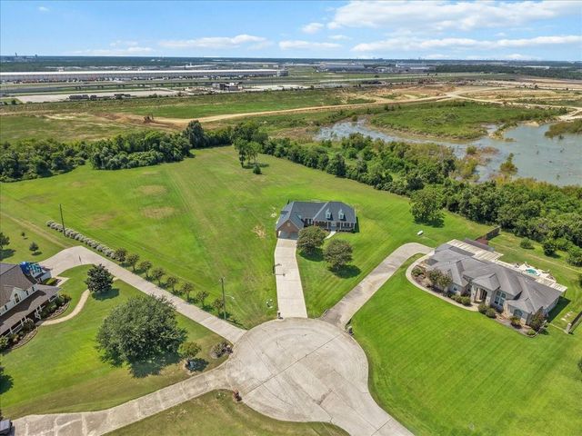 3627 Madison Avenue, Baytown, TX 77523