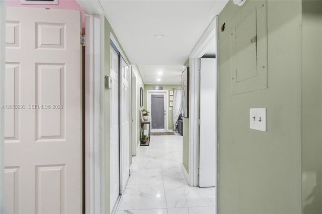 5460 SW 36th Street, West Park, FL 33023