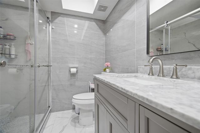 5460 SW 36th Street, West Park, FL 33023