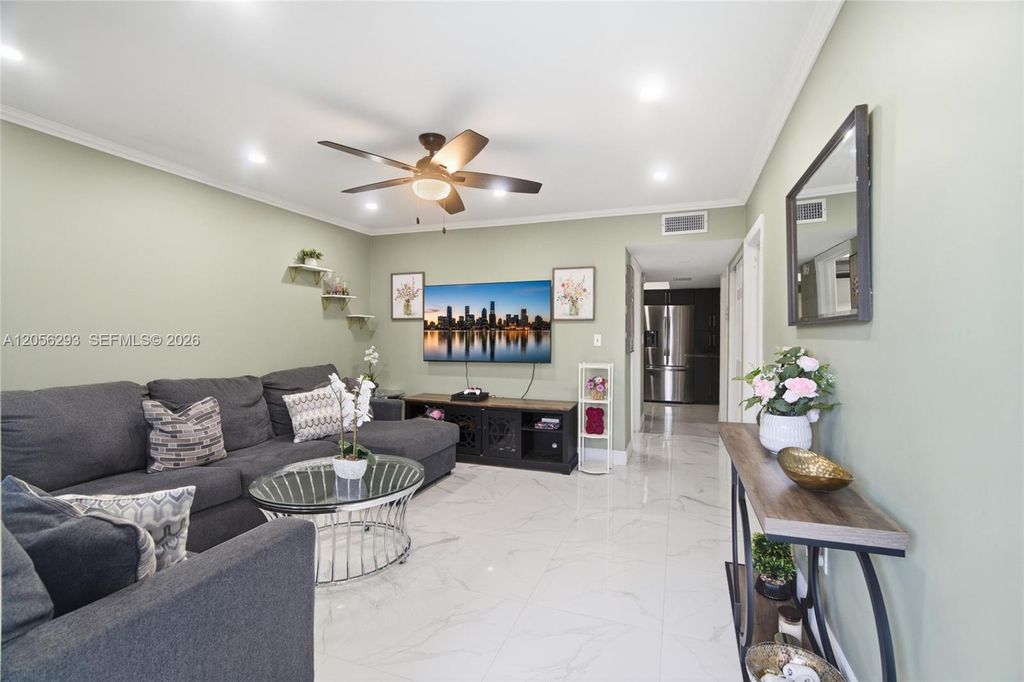 5460 SW 36th Street, West Park, FL 33023