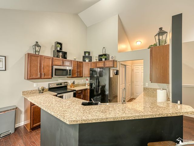17613 Lange Avenue, Brownstown Twp, MI 48174