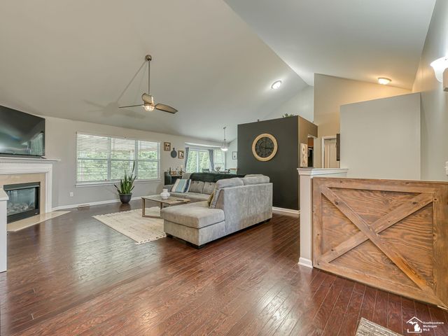 17613 Lange Avenue, Brownstown Twp, MI 48174