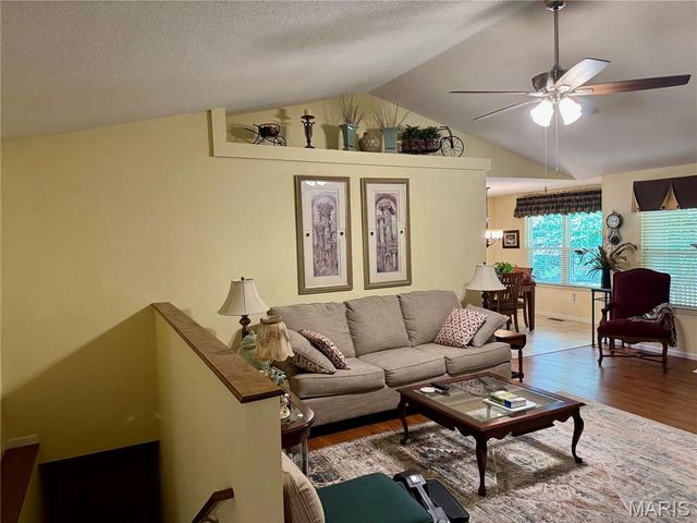 307 Monticello Place, Edwardsville, IL 62025