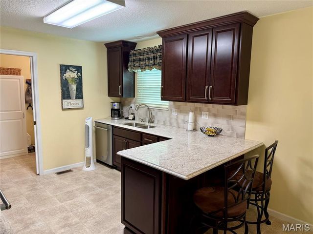 307 Monticello Place, Edwardsville, IL 62025