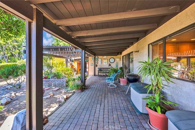 19882 Highcrest Circle, North Tustin, CA 92705