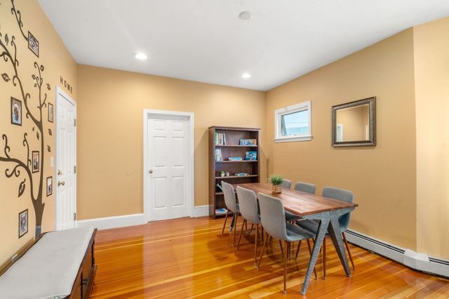 111 Sumner St 2, Quincy, MA 02169